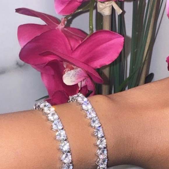 Heart Tennis bracelet - Picture 4 of 5